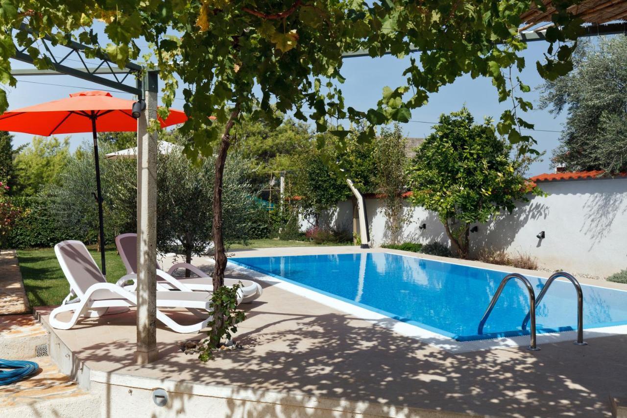 Villa Luna Sutomiscica Exterior foto